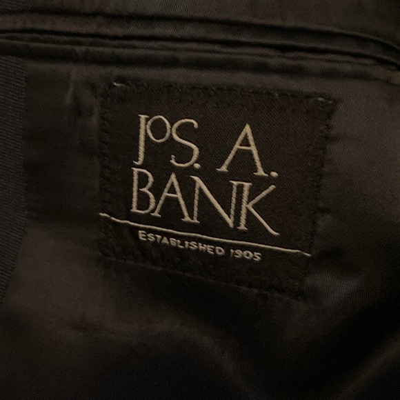 Jos. A. Banks suit jacket navy wool 43 L timeless style - Picture 9 of 12